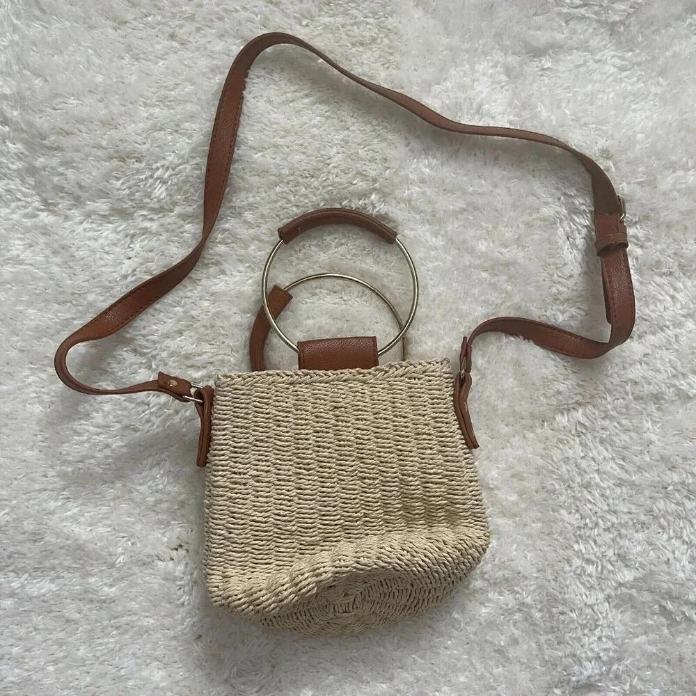 Vinnie Louise Havana Woven Bag - new with out tags